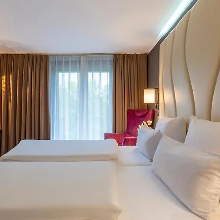 Plaza Stuttgart-ditzingen 4* دتسِنغِن