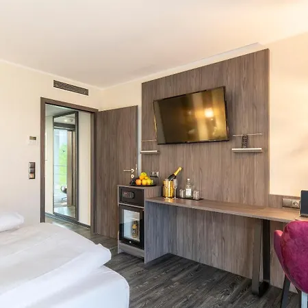 Hotell Plaza Stuttgart-ditzingen