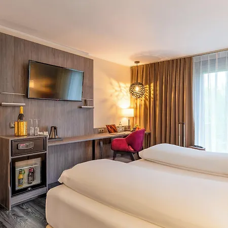 Plaza Stuttgart-ditzingen Hotell